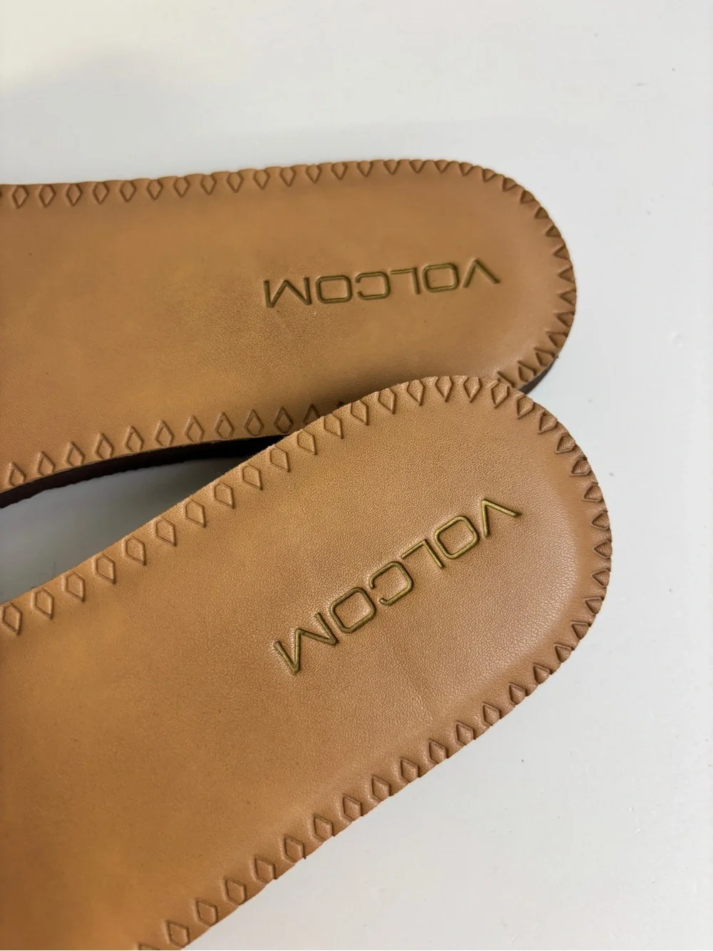 Volcom simple single